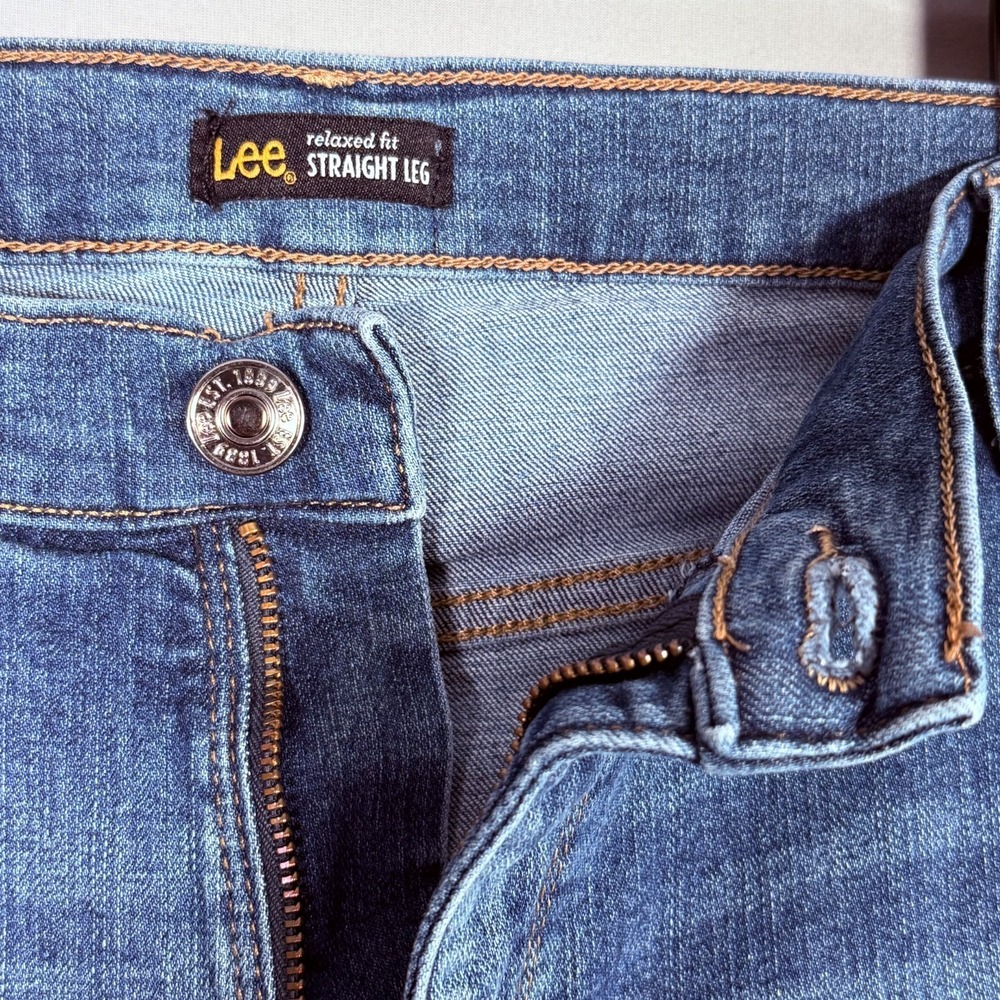 Lee Womens Jean Straight Leg Relaxed Blue Denim Petite Plus 18W 38x28" Rise 11" - Picture 3 of 7